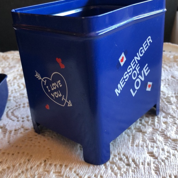 Russ - Messenger of Love Small Mailbox - Picture 5 of 5